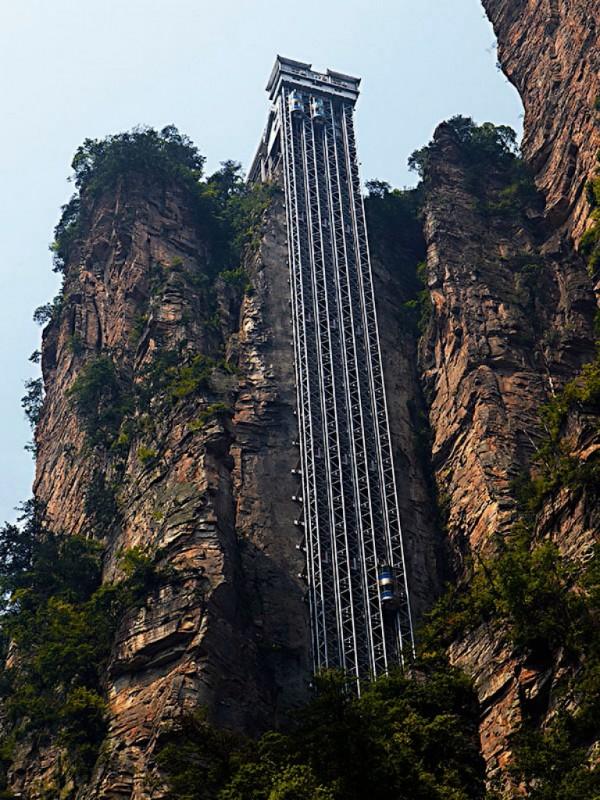 Фотография: Лифт Ста Драконов - самый высокий открытый подъемник в мире №5 - BigPicture.ru