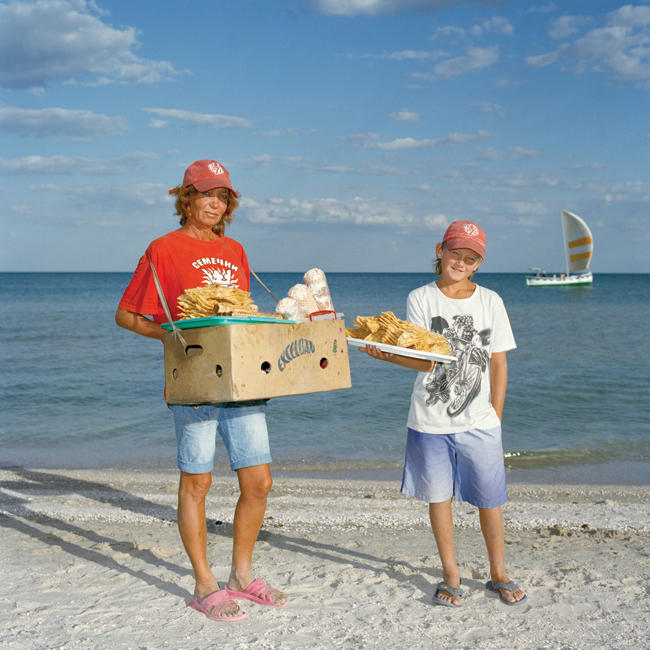 Фотография: Малый бизнес: пляжные торговцы Украины №8 - BigPicture.ru