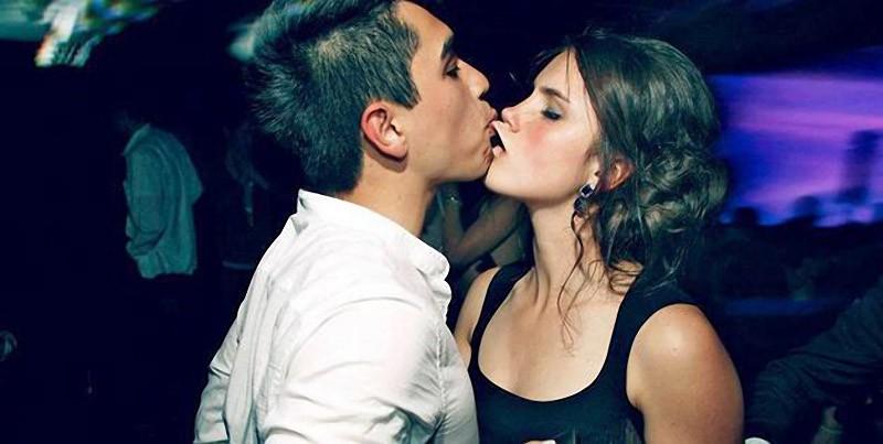 Фотография: 20 не самых удачных поцелуев №11 - BigPicture.ru