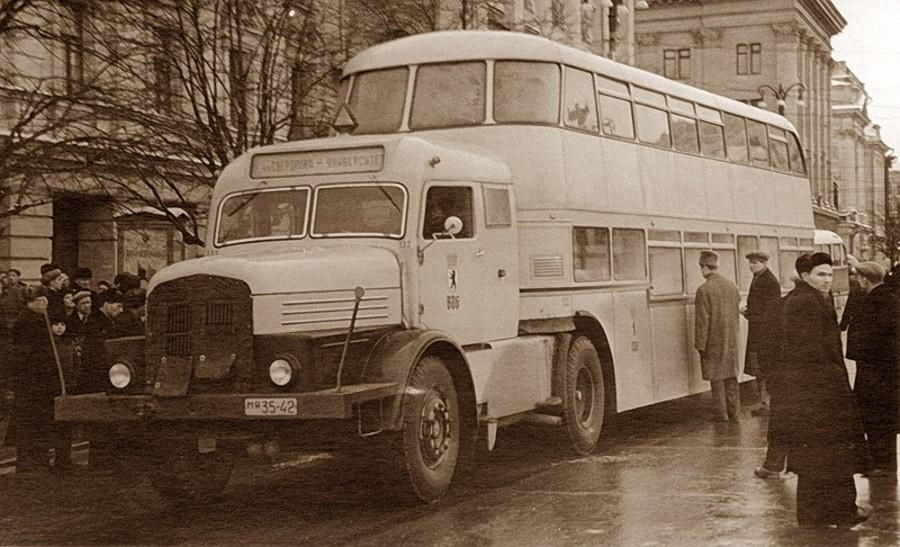 Фотография: Первый московский автобус №17 - BigPicture.ru