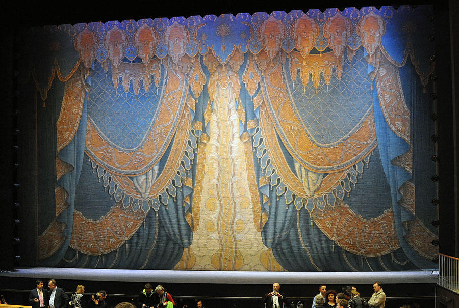 Фотография: Самые яркие кадры открытия Мариинского театра №21 - BigPicture.ru