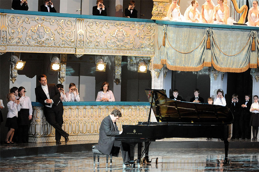 Фотография: Самые яркие кадры открытия Мариинского театра №26 - BigPicture.ru