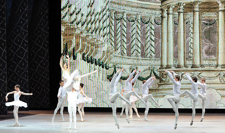 Фотография: Самые яркие кадры открытия Мариинского театра №36 - BigPicture.ru