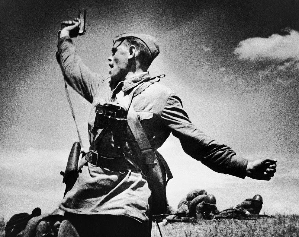 Фотография: В День Победы: 35 знаменитых снимков Великой Отечественной войны №2 - BigPicture.ru