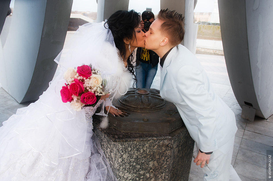 Фотография: Первая лесбийская свадьба в Казахстане №20 - BigPicture.ru