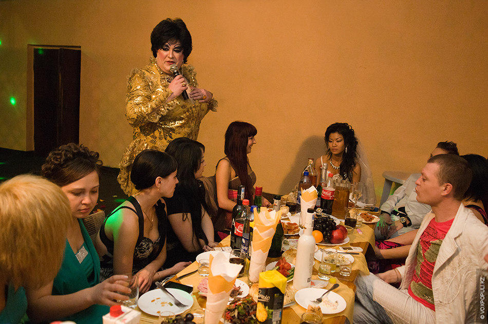 Фотография: Первая лесбийская свадьба в Казахстане №40 - BigPicture.ru