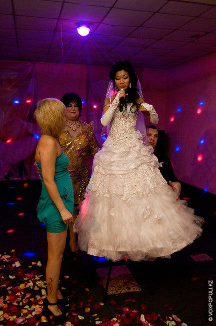 Фотография: Первая лесбийская свадьба в Казахстане №43 - BigPicture.ru