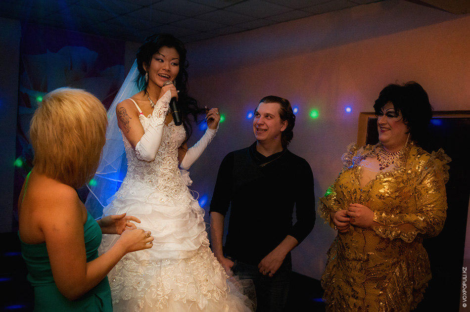 Фотография: Первая лесбийская свадьба в Казахстане №45 - BigPicture.ru