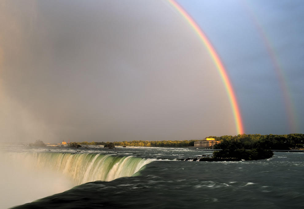 Фотография: 50 потрясающих фотографий двойной радуги №25 - BigPicture.ru