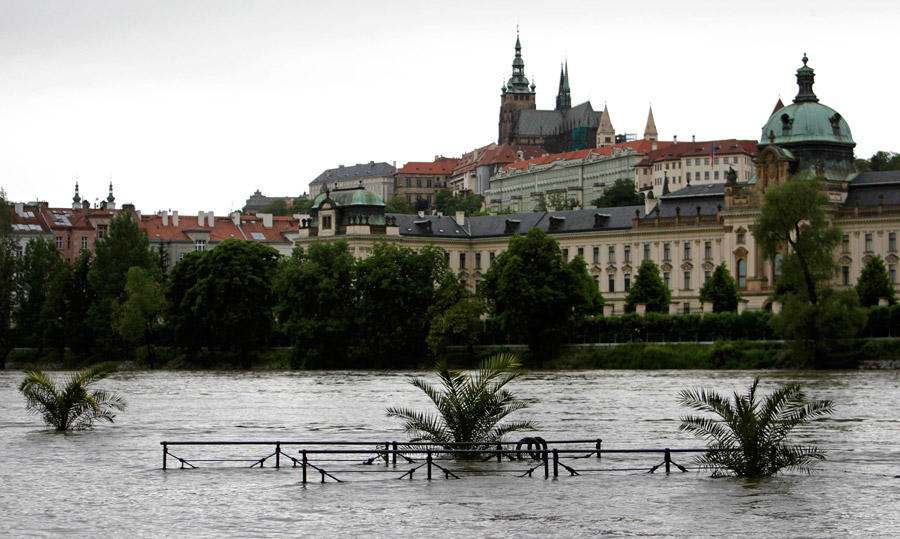 Фотография: Из-за наводнения Чехию объявили зоной бедствия №6 - BigPicture.ru