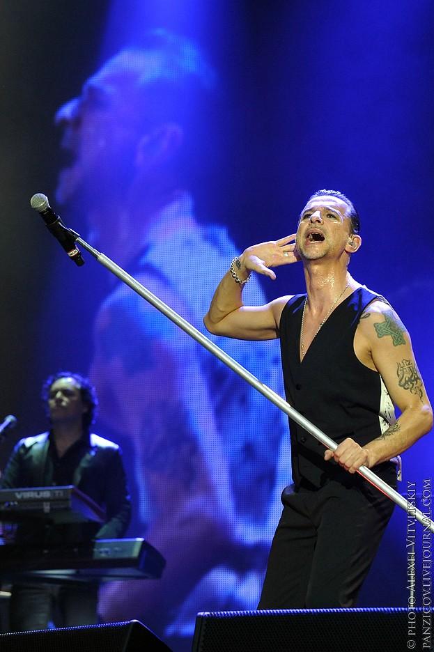 Фотография: Depeche Mode в Москве на стадионе в Черкизово №28 - BigPicture.ru