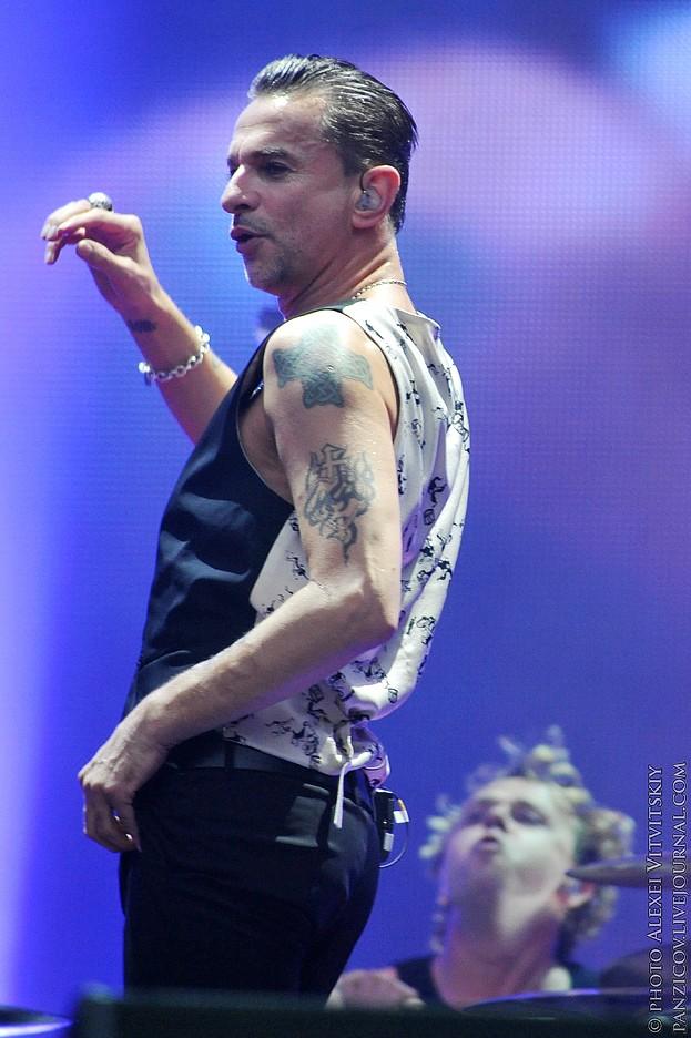 Фотография: Depeche Mode в Москве на стадионе в Черкизово №38 - BigPicture.ru