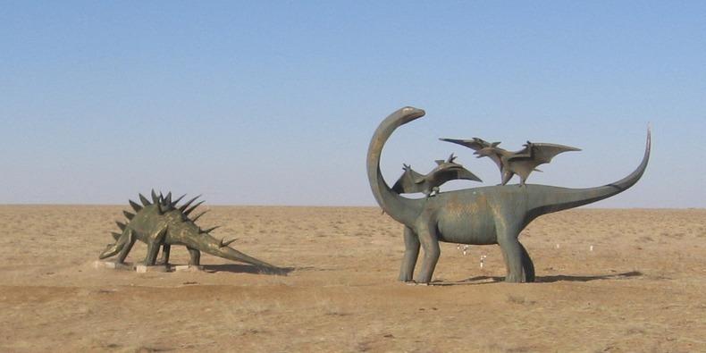 Фотография: Целующиеся динозавры Эрэн-Хото в Китае №13 - BigPicture.ru