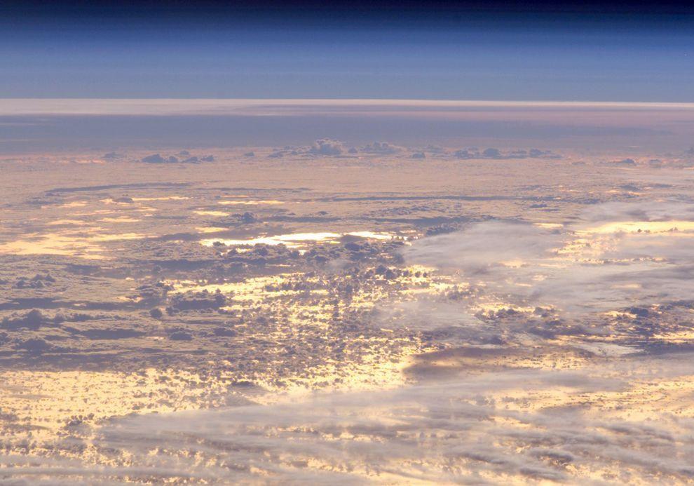 Фотография: Облака: Вид из космоса №4 - BigPicture.ru