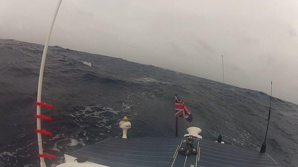 Фотография: Как я выжил в шторме, пересекая Атлантику на лодке №8 - BigPicture.ru