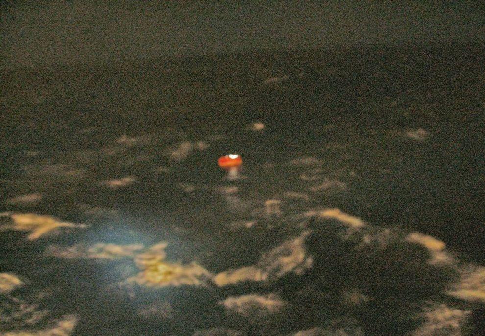Фотография: Как я выжил в шторме, пересекая Атлантику на лодке №10 - BigPicture.ru