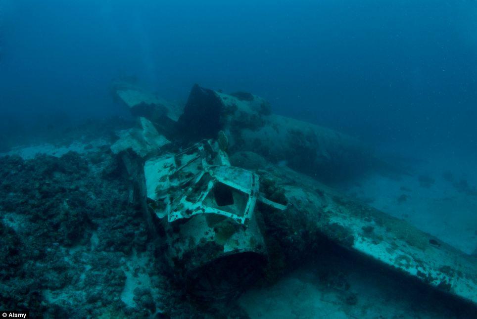 Фотография: Подводное кладбище кораблей №8 - BigPicture.ru