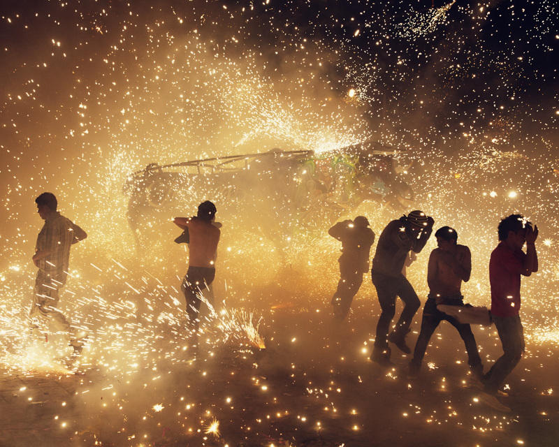 Фотография: Сногсшибательная пиротехника - мексиканцы отжигают на фестивале фейерверков №5 - BigPicture.ru