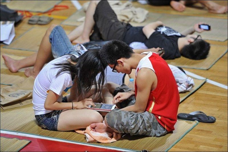 Фотография: Что спасает китайских студентов от жары? №9 - BigPicture.ru