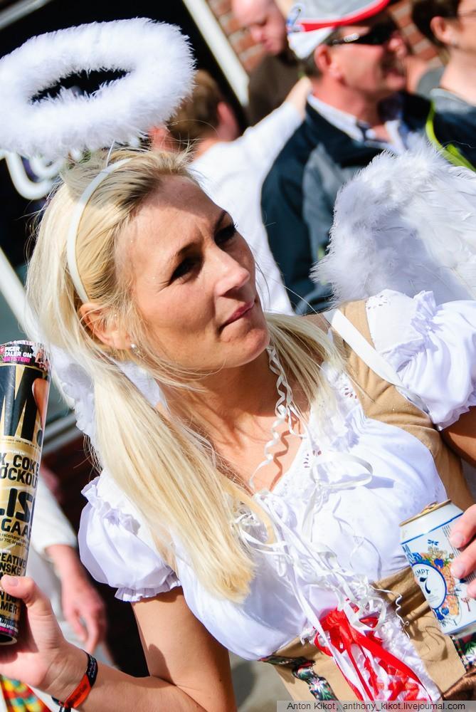 Фотография: Самый крупный карнавал северной Европы №8 - BigPicture.ru