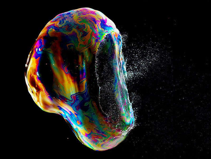Фотография: Как лопается мыльный пузырь №1 - BigPicture.ru