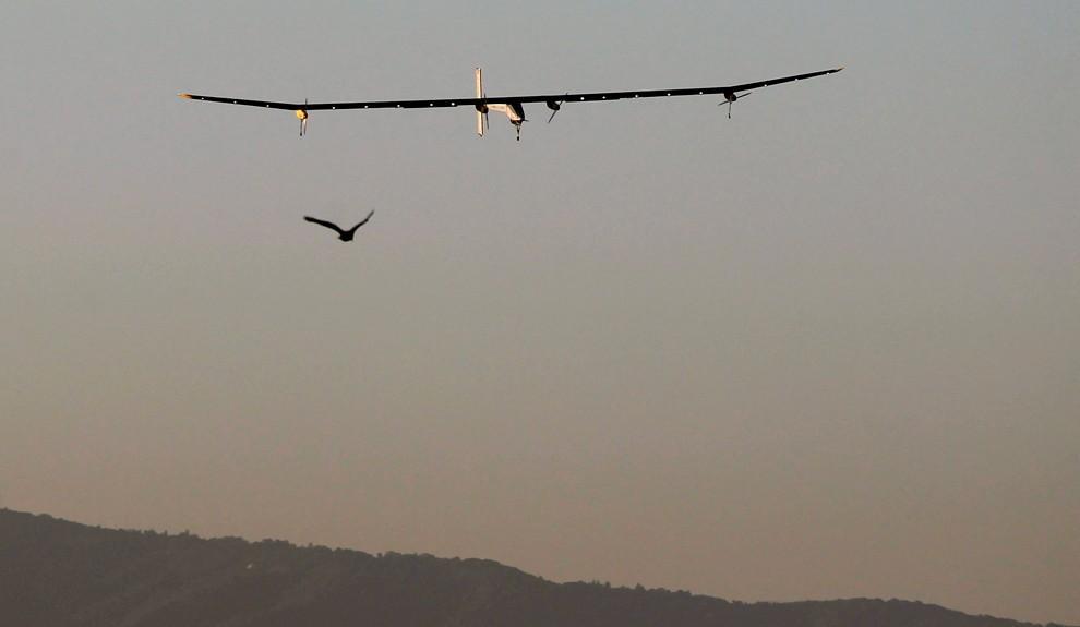 Фотография: Solar Impulse завершил свой исторический полет над США №4 - BigPicture.ru