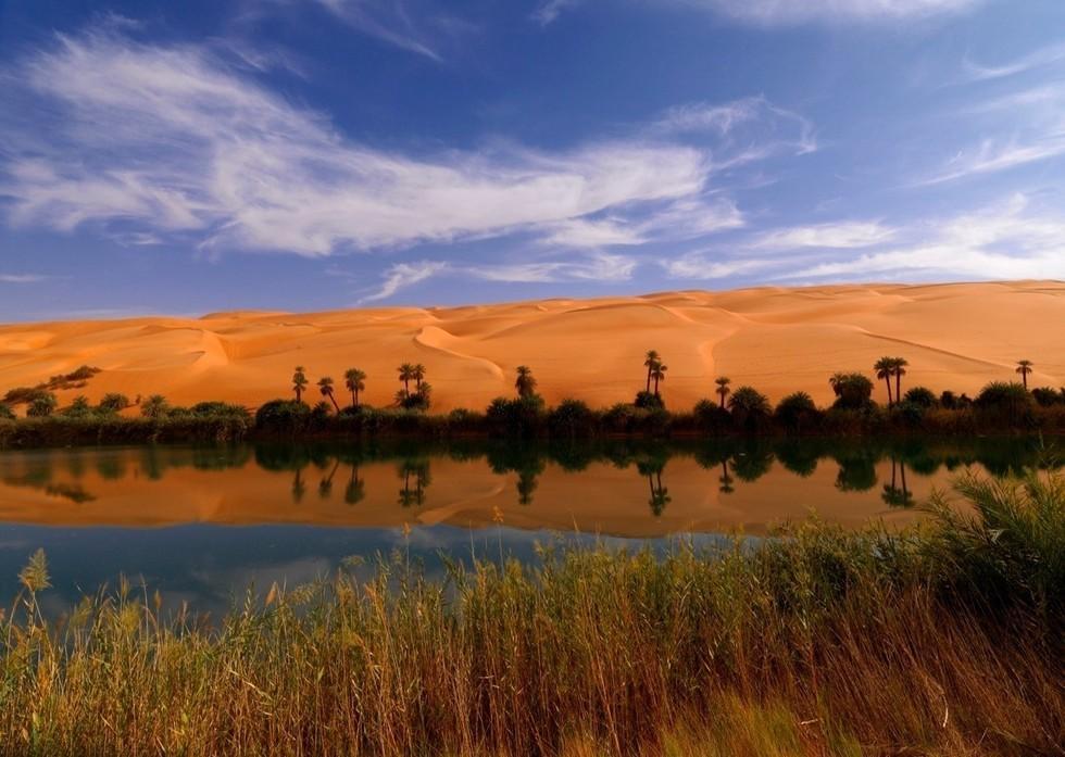 Фотография: Сказочный оазис в африканской пустыне: озера Убари №5 - BigPicture.ru