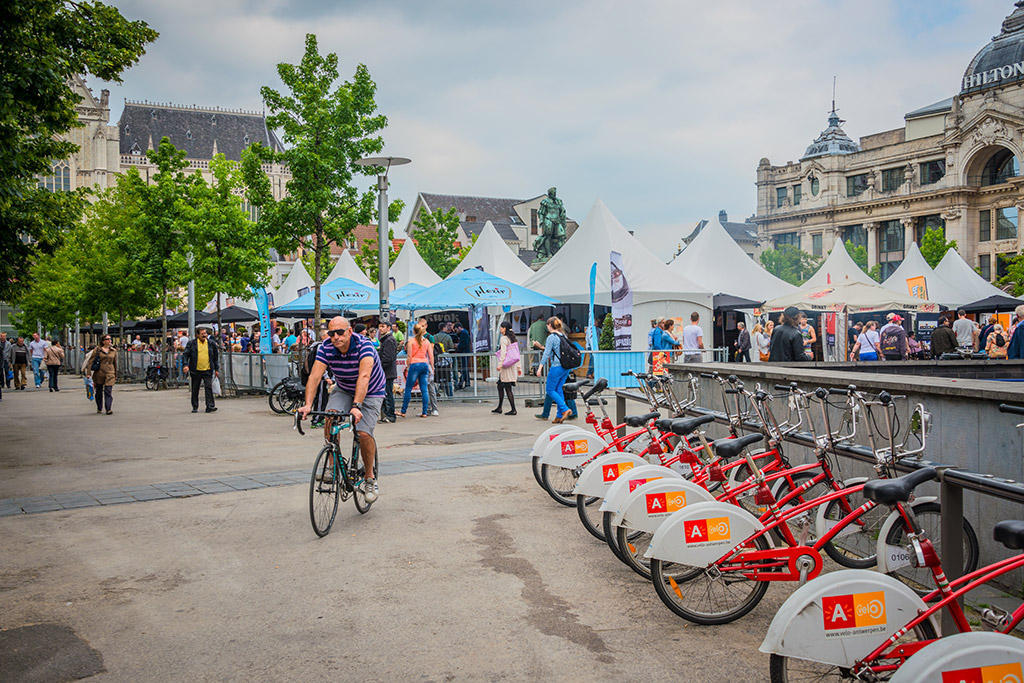 Фотография: Самые яркие моменты пивного фестиваля в Антверпене №5 - BigPicture.ru
