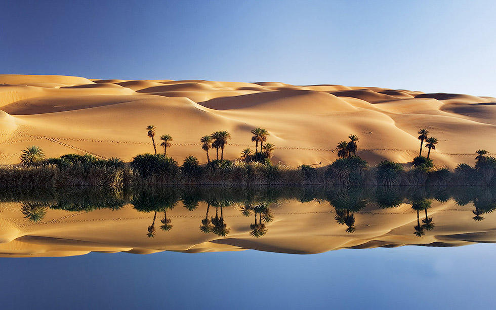 Фотография: Сказочный оазис в африканской пустыне: озера Убари №10 - BigPicture.ru
