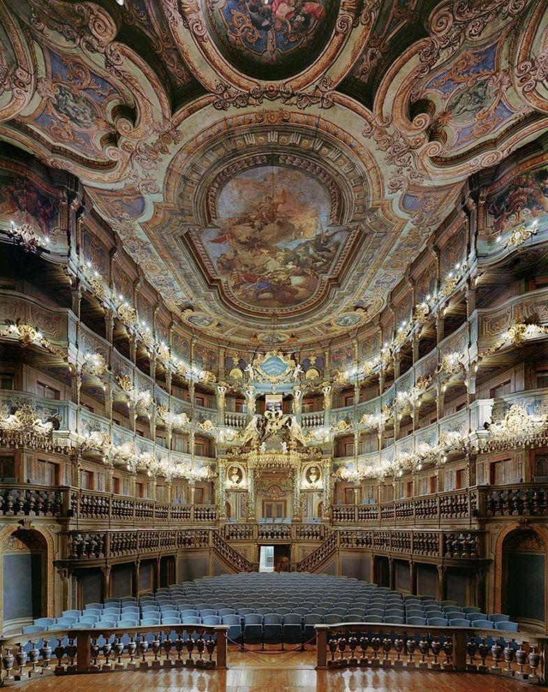 Фотография: Самые потрясающие интерьеры знаменитых оперных театров мира №10 - BigPicture.ru