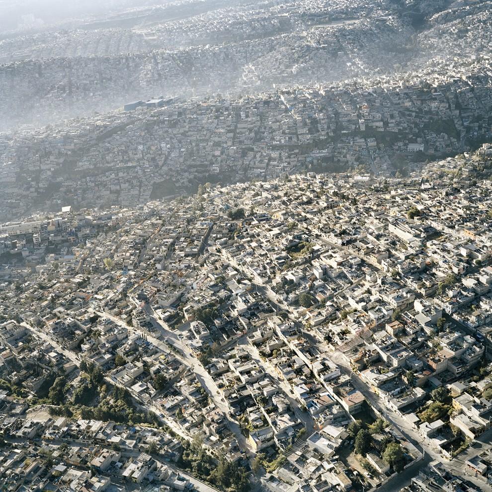 Фотография: Перенаселенный Мехико с высоты птичьего полета №2 - BigPicture.ru