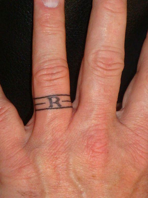 Фотография: Тату вместо обручального кольца №6 - BigPicture.ru