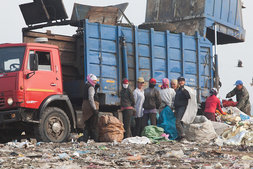 Фотография: Сваливаем: Репортаж с крупнейшей в Новосибирске свалки мусора №6 - BigPicture.ru