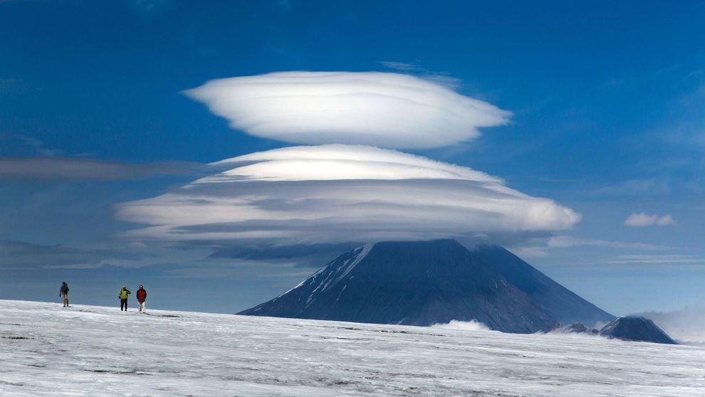 Фотография: Облака на Камчатке, похожие на НЛО №8 - BigPicture.ru