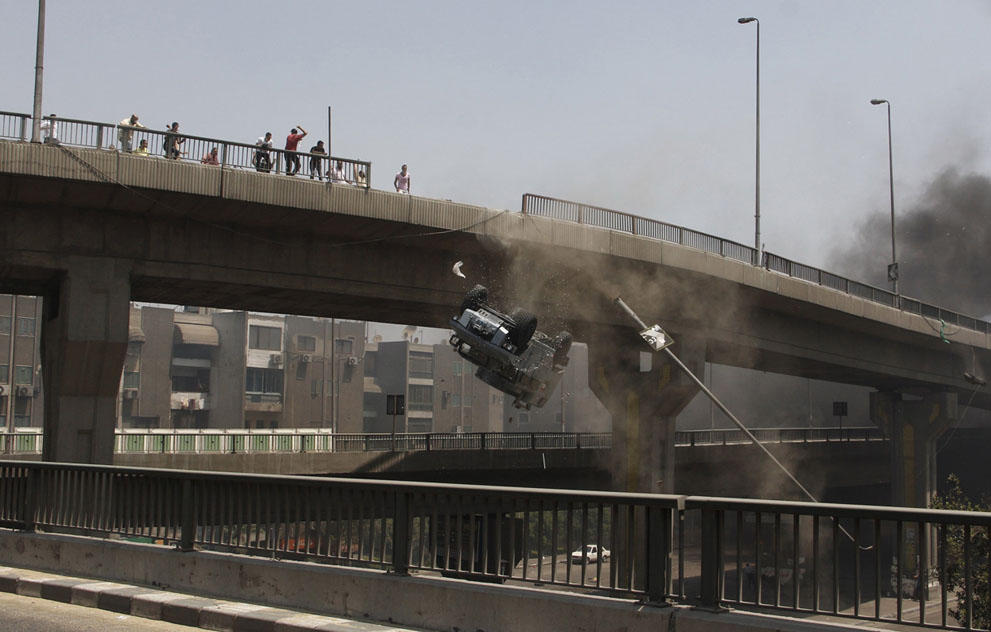 Фотография: Смертельные столкновения в Египте №11 - BigPicture.ru