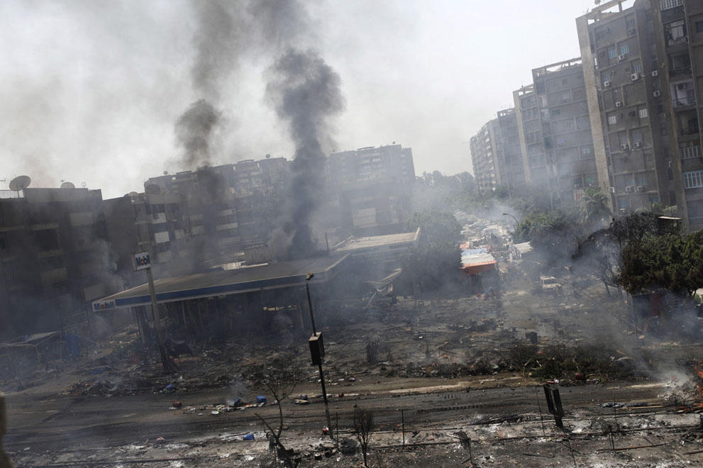 Фотография: Смертельные столкновения в Египте №14 - BigPicture.ru