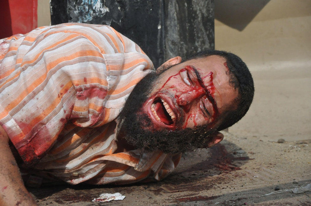 Фотография: Смертельные столкновения в Египте №16 - BigPicture.ru