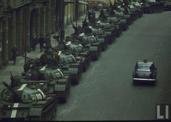 Операция «Дунай» — взгляд на вторжение в Чехословакию 50 лет спустя