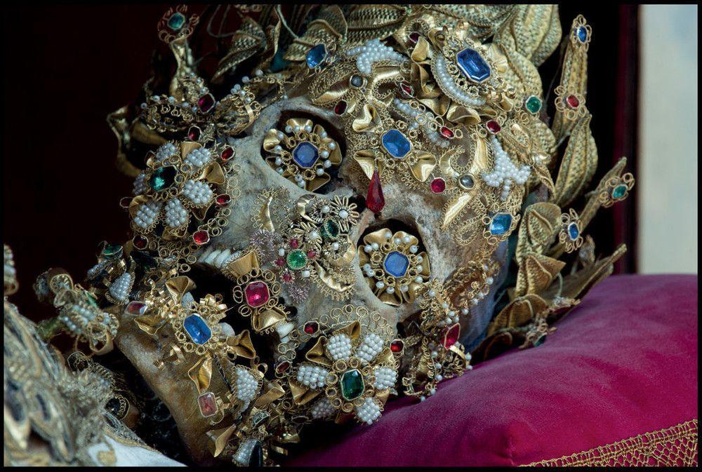Фотография: Империя смерти и драгоценностей в европейских церквях №2 - BigPicture.ru