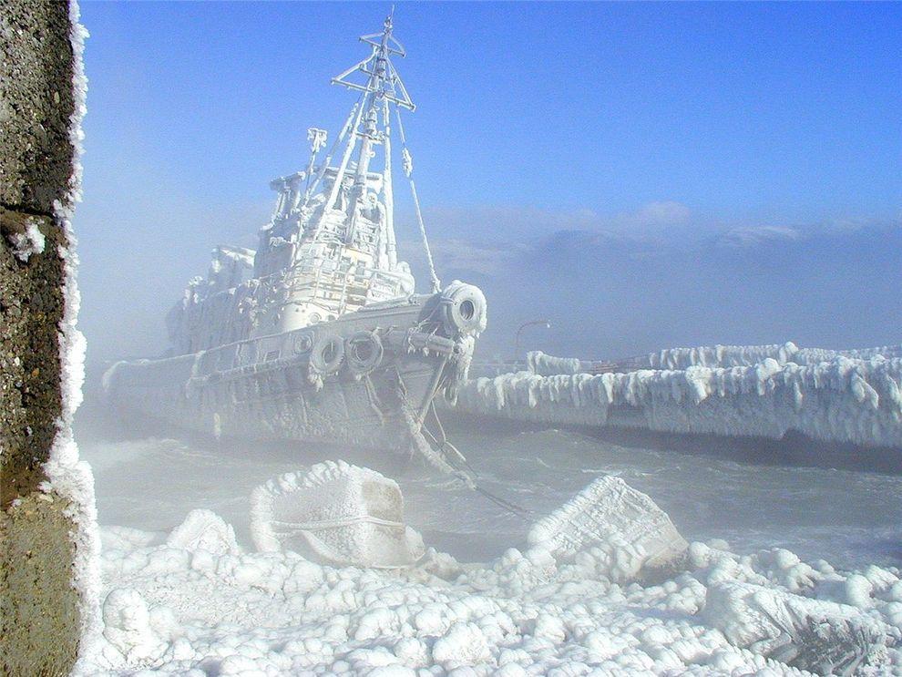 Фотография: Самые красивые фотографии морозной зимы №12 - BigPicture.ru