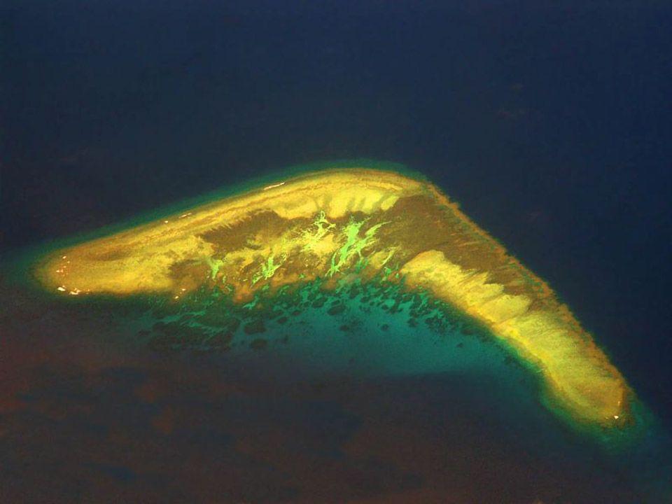 Фотография: 12 островов с удивительными очертаниями №4 - BigPicture.ru
