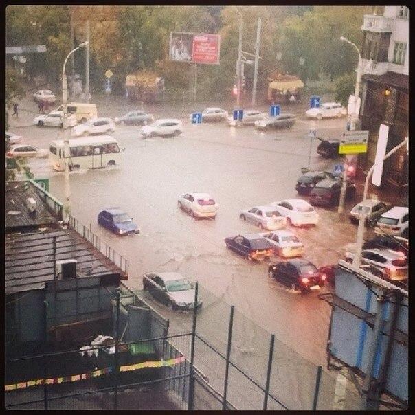 Фотография: Небывалый потоп в Ростове-на-Дону №9 - BigPicture.ru