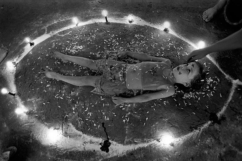Фотография: Праздники и культы, тело и секс в фотографиях Кристины Гарсии Родеро №55 - BigPicture.ru