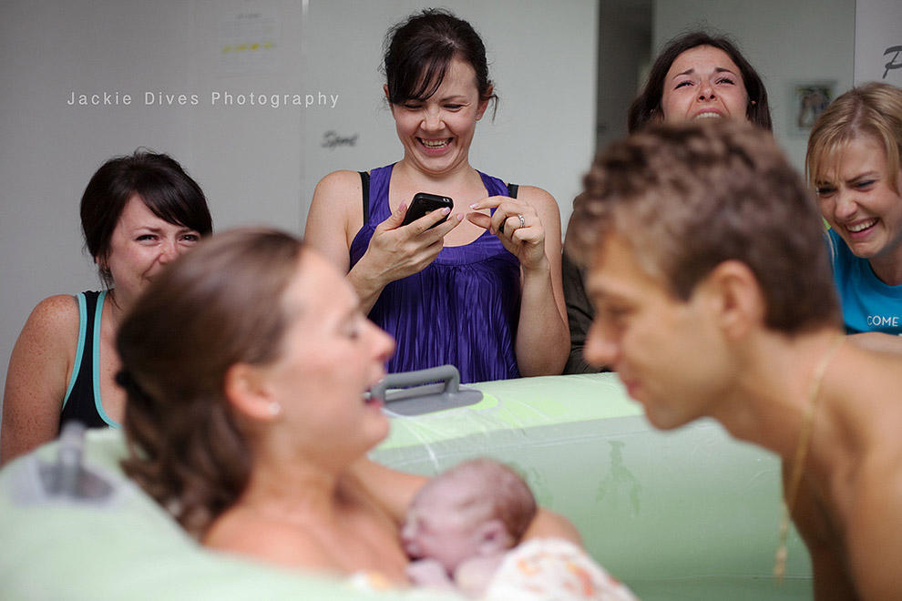 Фотография: Честный фоторепортаж о том, как проходят домашние роды №22 - BigPicture.ru