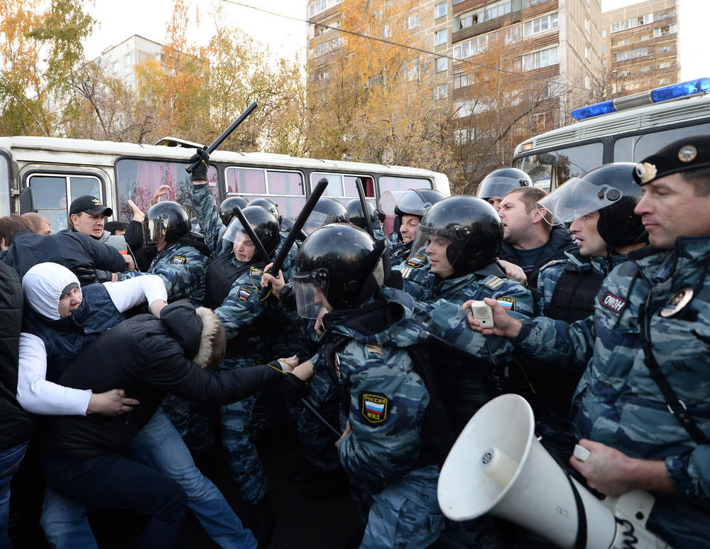 Фотография: Беспорядки в Бирюлево №5 - BigPicture.ru