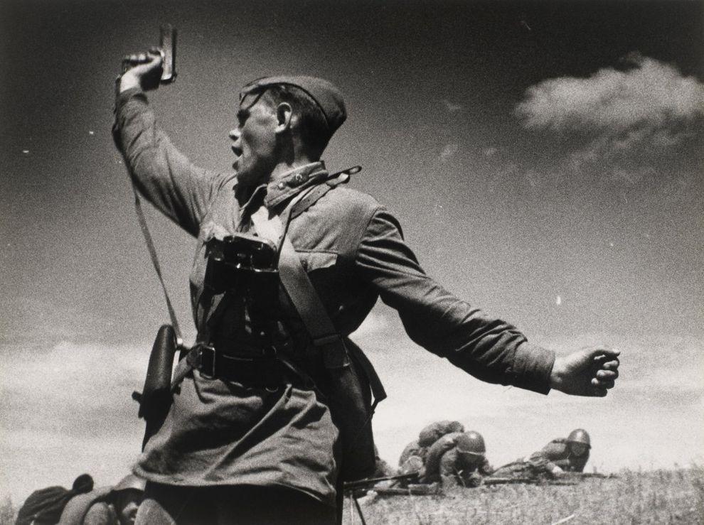 Фотография: Коллекция самых пронзительных военных фотографий №2 - BigPicture.ru