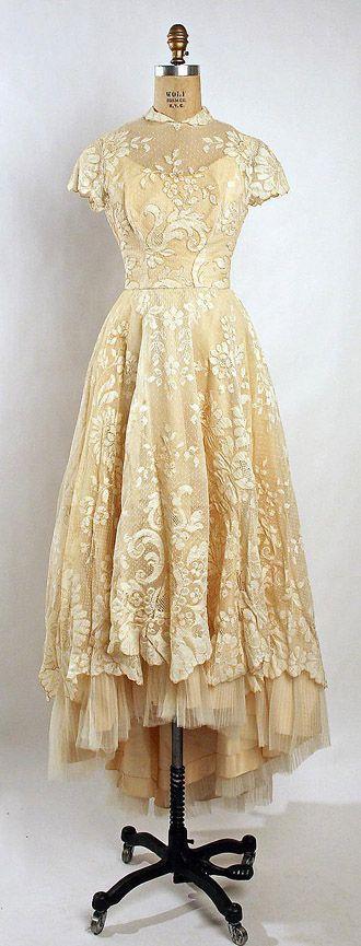 Фотография: Свадебные платья — 200 лет истории №58 - BigPicture.ru