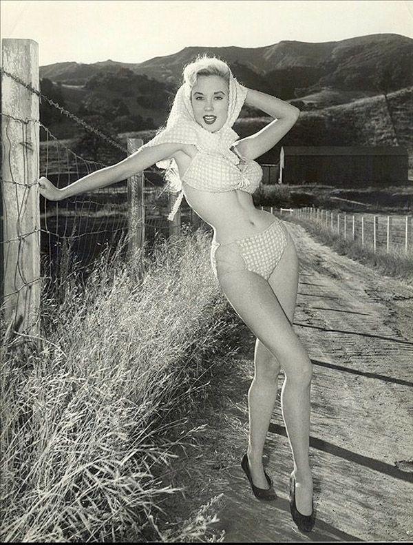 Фотография: Бетти Бросмер — обладательница самой шикарной фигуры 50-х годов №5 - BigPicture.ru