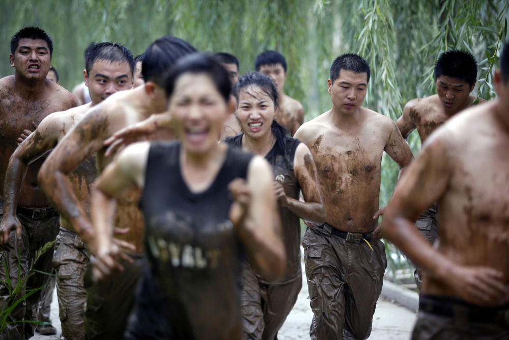 Фотография: Как готовят элитных девушек-телохранителей в Китае №11 - BigPicture.ru