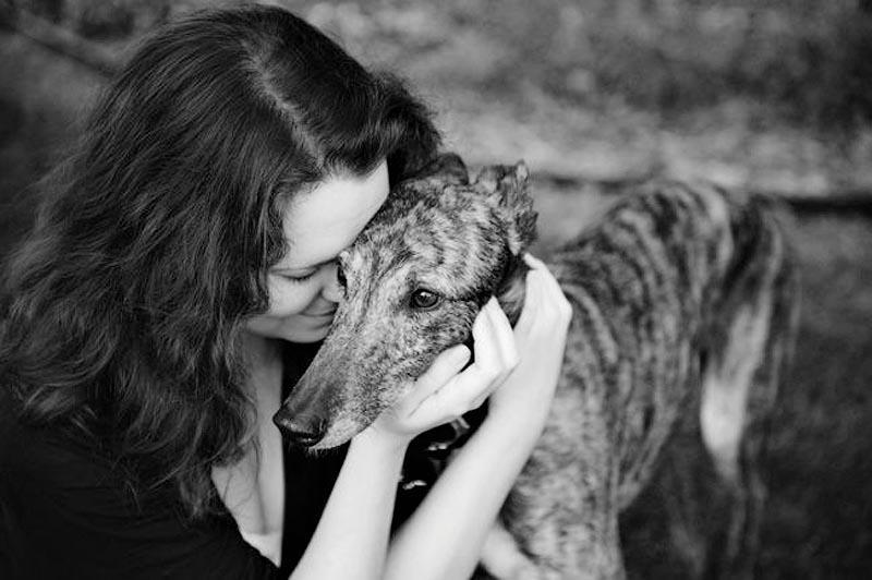 Фотография: Прощание навеки: фотограф снимает последний момент любви между хозяином и собакой перед усыплением №7 - BigPicture.ru